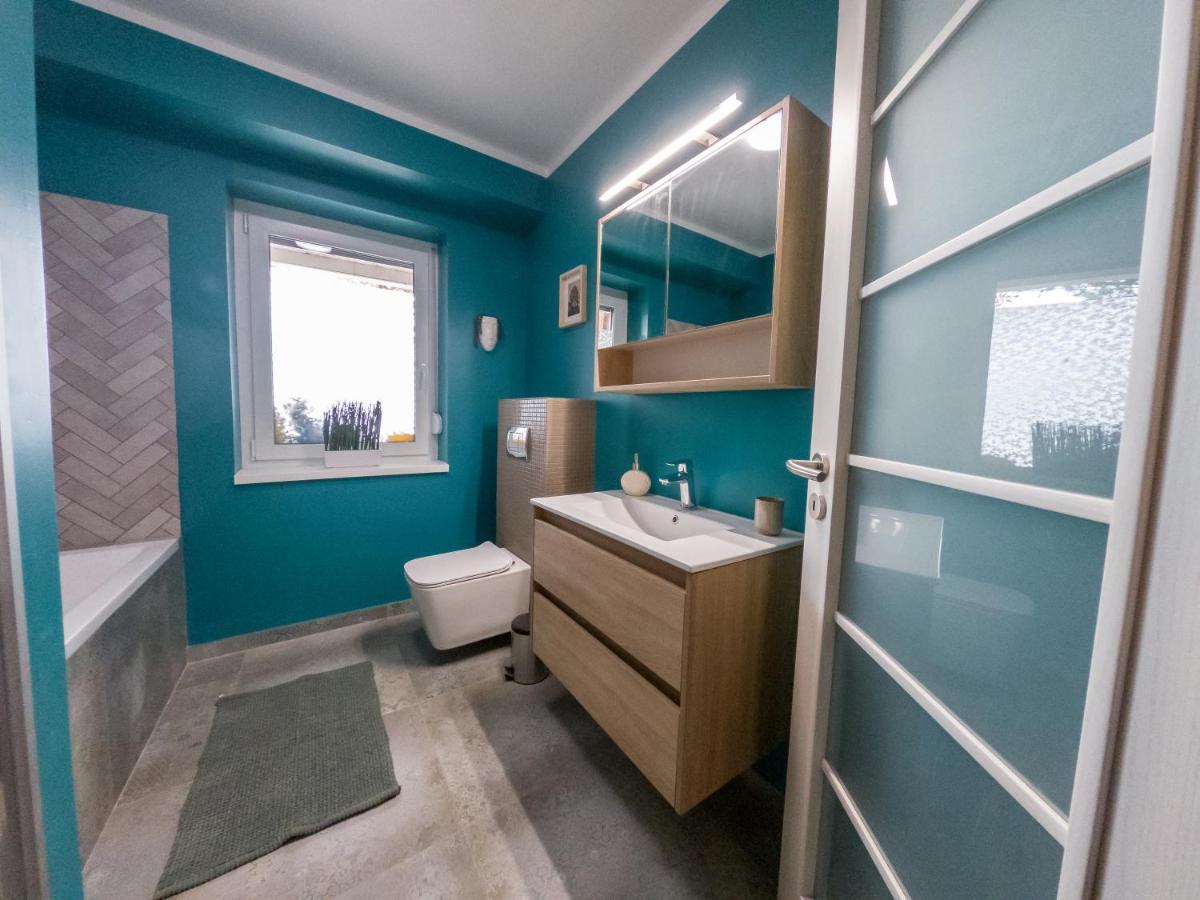 Voeroesko Apartmanhaz Balatonalmadi Ngoại thất bức ảnh